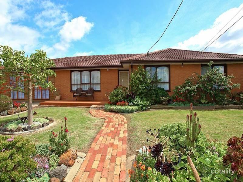 10 Diamond Ave, Albanvale, VIC 3021