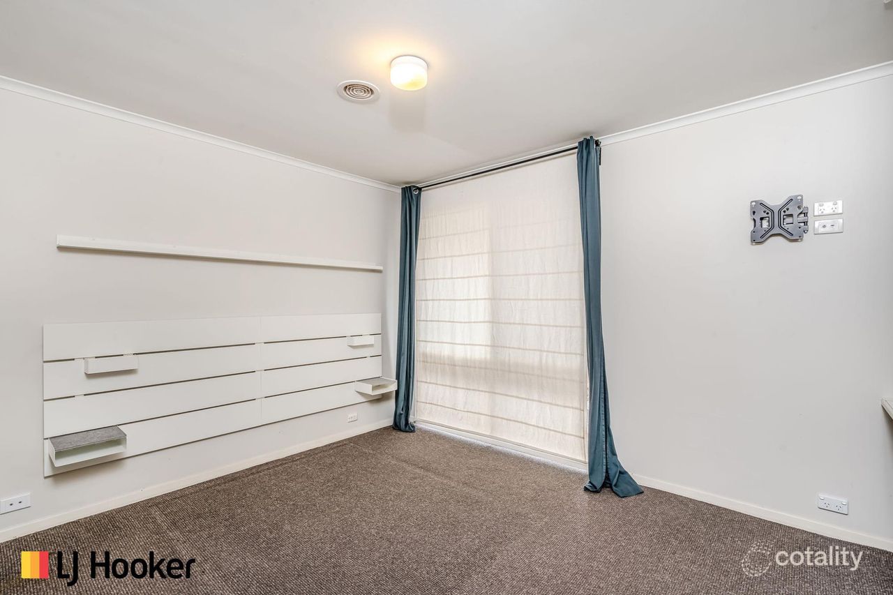 10 Harper St, Macgregor, ACT 2615