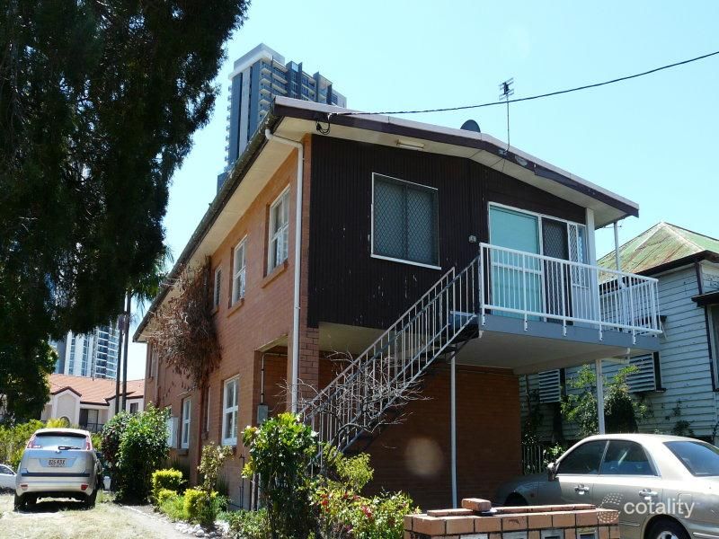 2/73 Queen St, Southport, QLD 4215