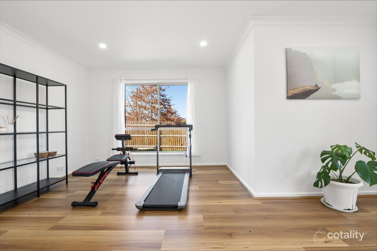 28 Mary Lee St, Bonython, ACT 2905
