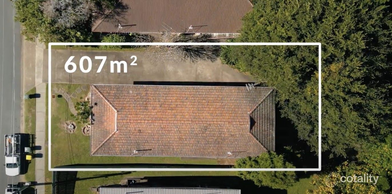 18 Roseglen St, Greenslopes, QLD 4120