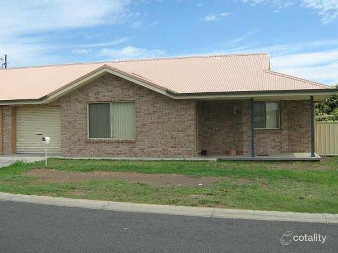 2 Flynn St, South Tamworth, NSW 2340