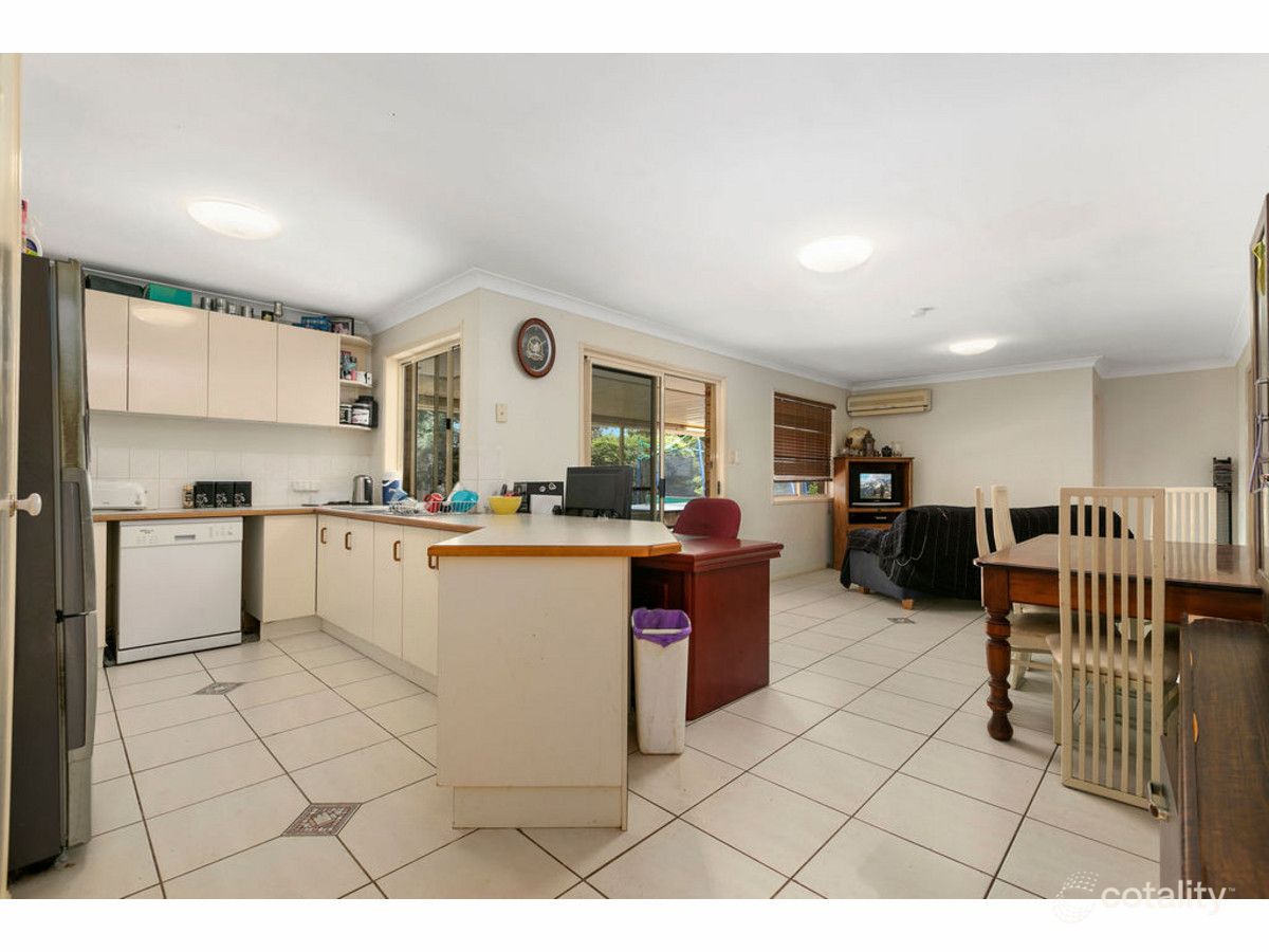 34 Kentia St, Highworth, QLD 4560