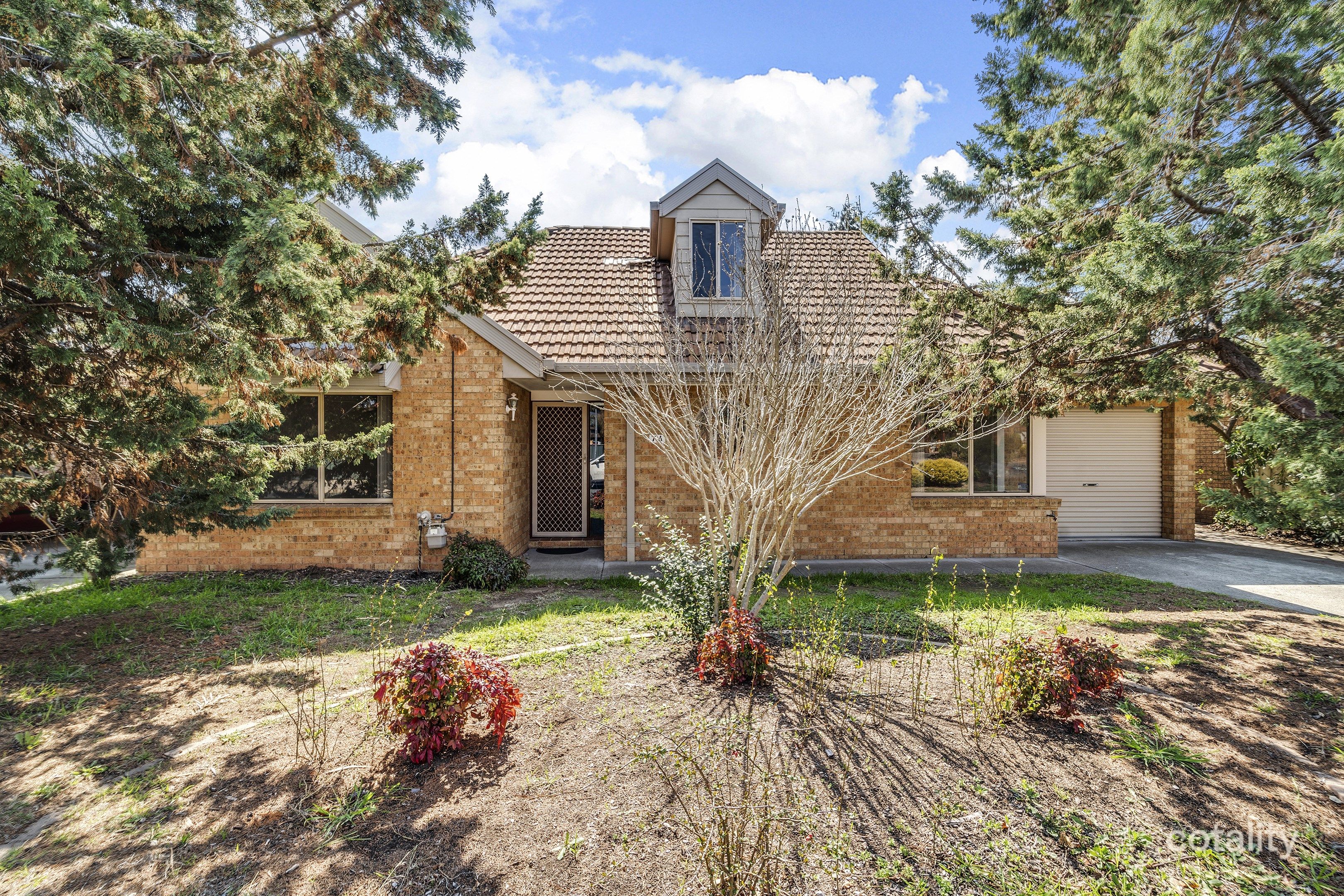 2/7a Summerville Cres, Florey, ACT 2615