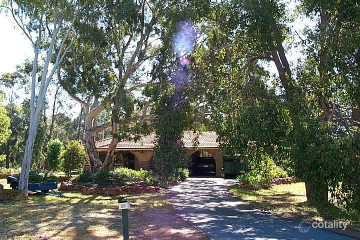 32 Bolt Ct, Lesmurdie, WA 6076