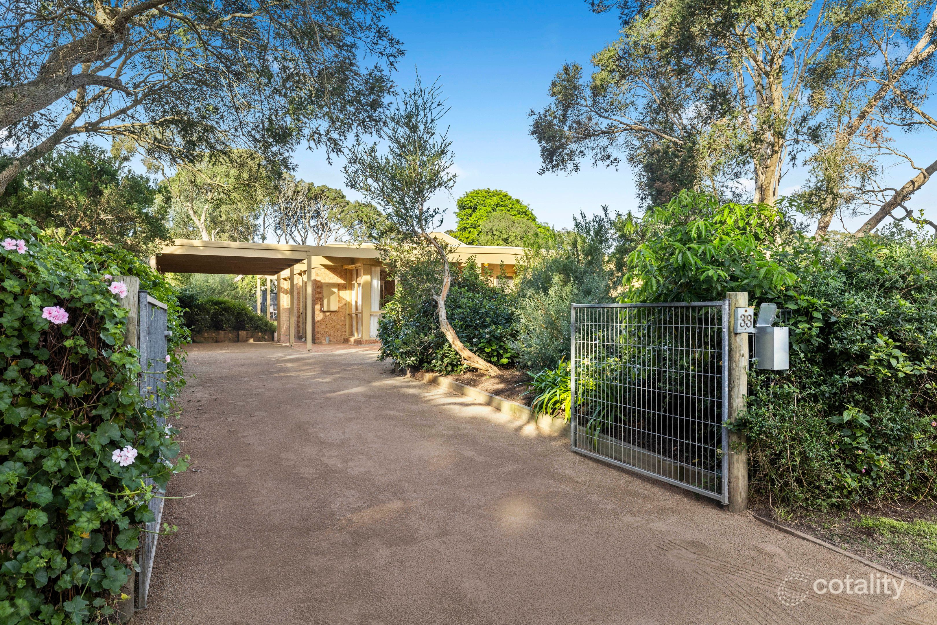 33 Walbrook Rd, Rye, VIC 3941