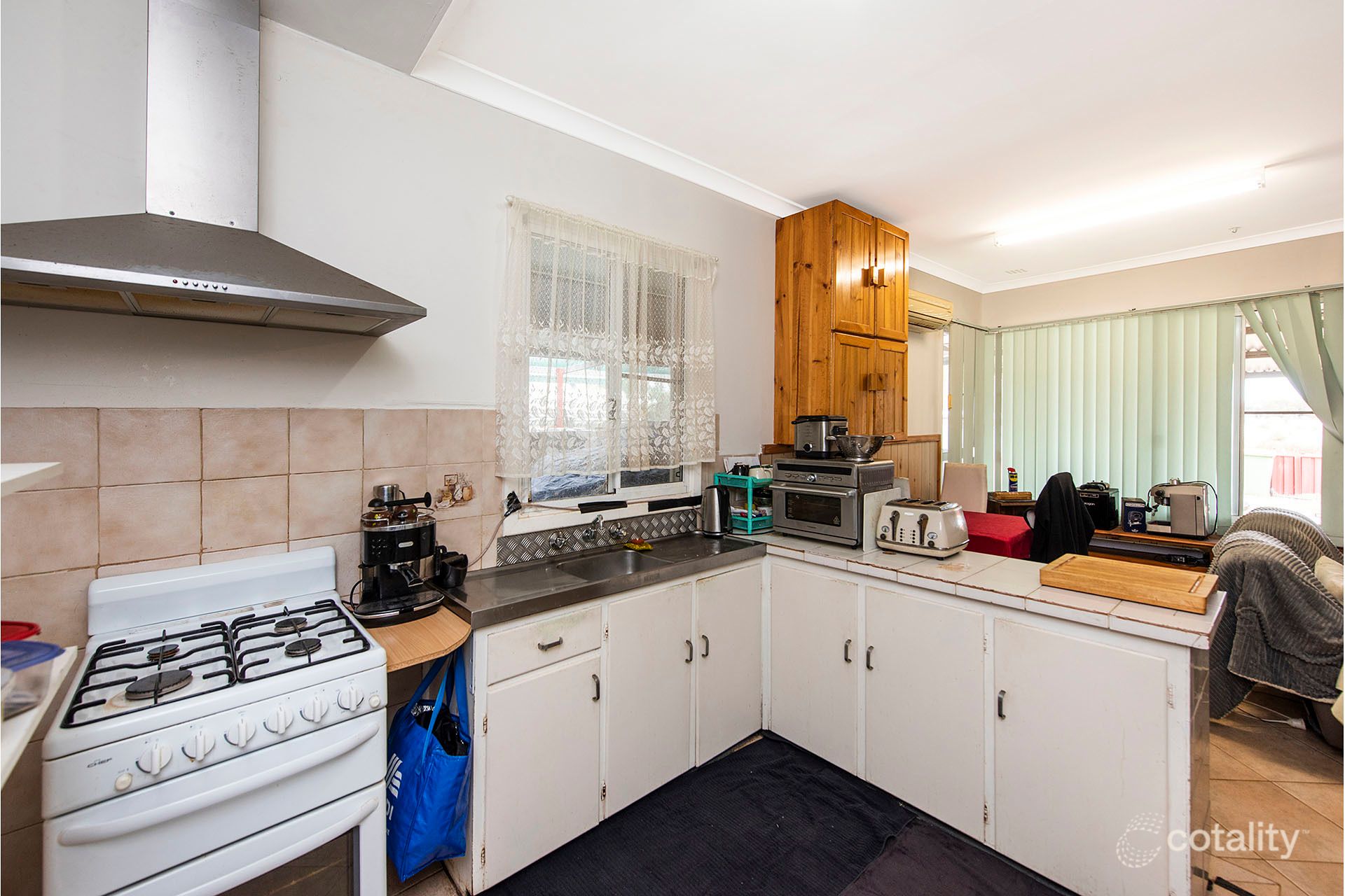 39 Long St, Moora, WA 6510