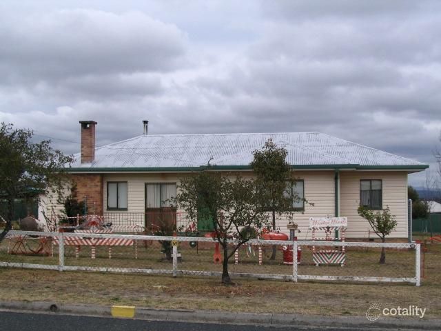 97 College Rd, Stanthorpe, QLD 4380