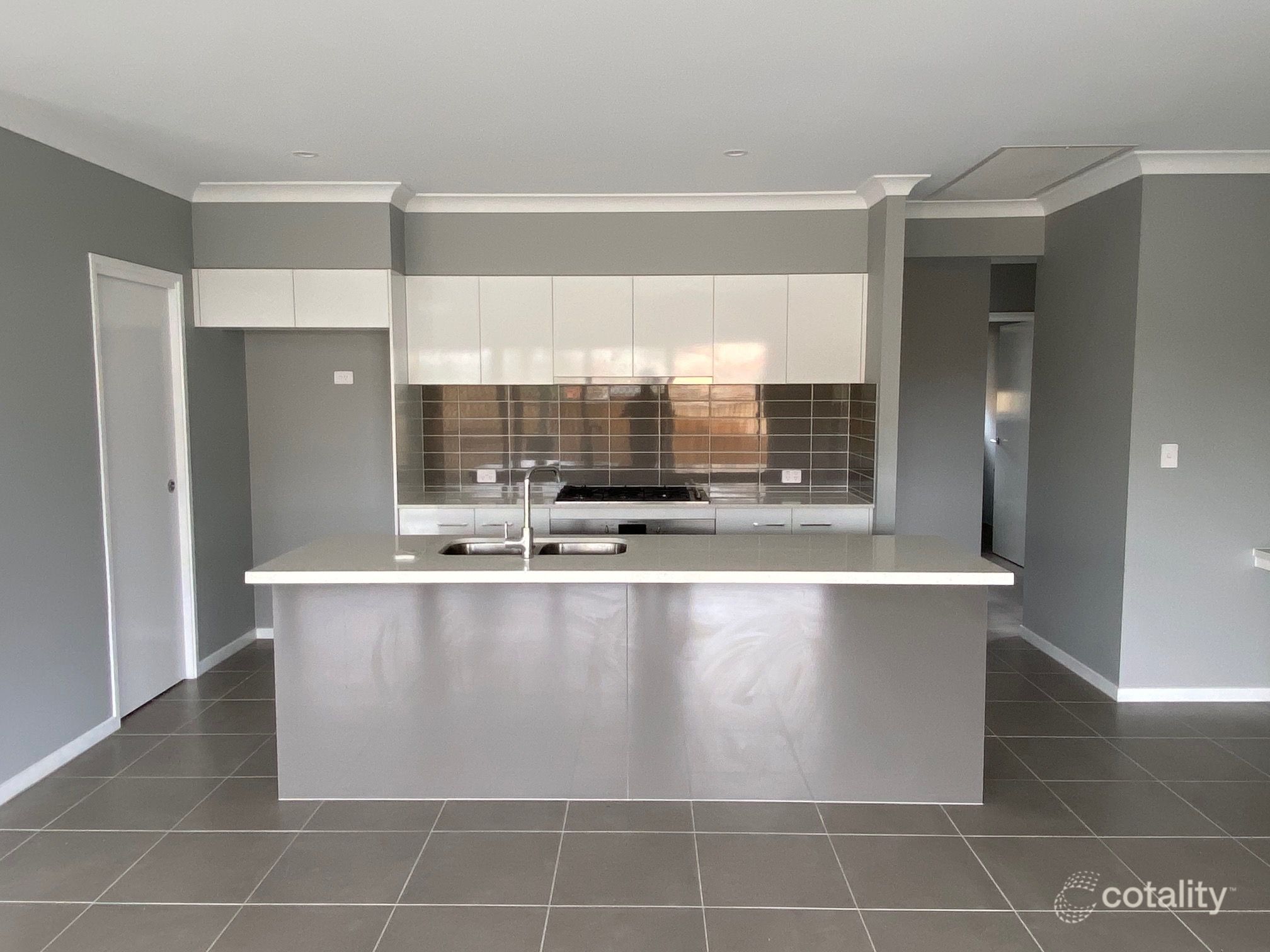 28 Taunton Cct, Upper Kedron, QLD 4055