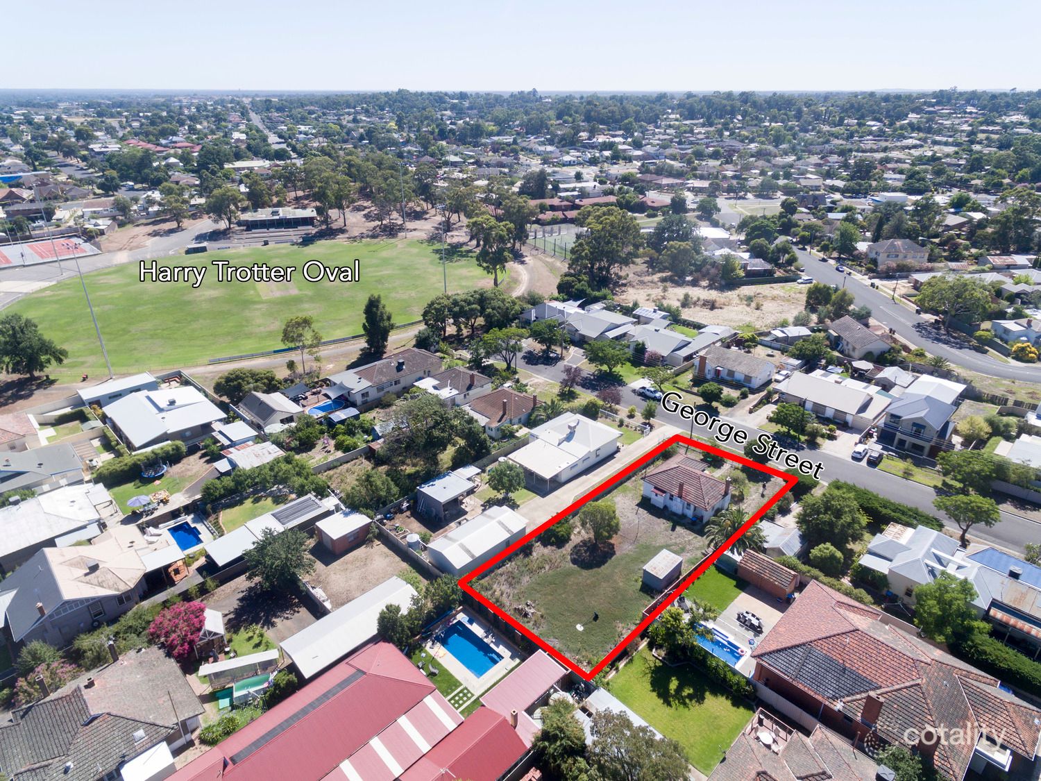10 George St, Kennington, VIC 3550