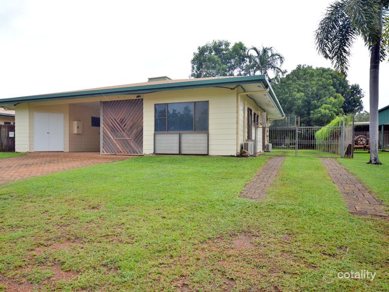 28 Pandanus Pde, Nanum, QLD 4874