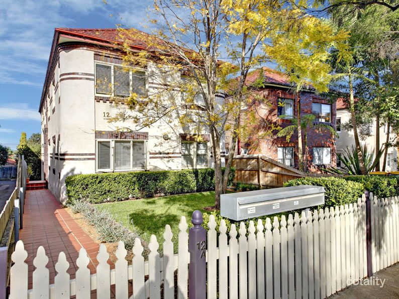 2/12a Henson St, Summer Hill, NSW 2130