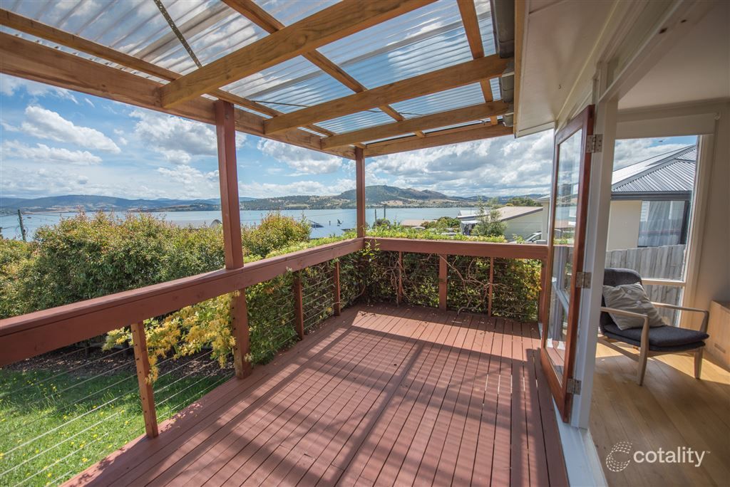 4 Brady St, Midway Point, TAS 7171
