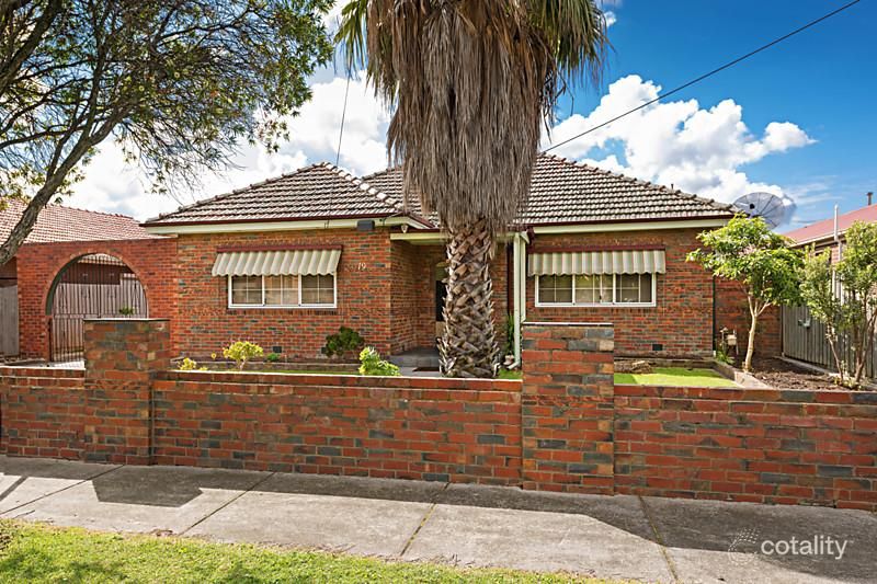 19 Salisbury St, Coburg, VIC 3058