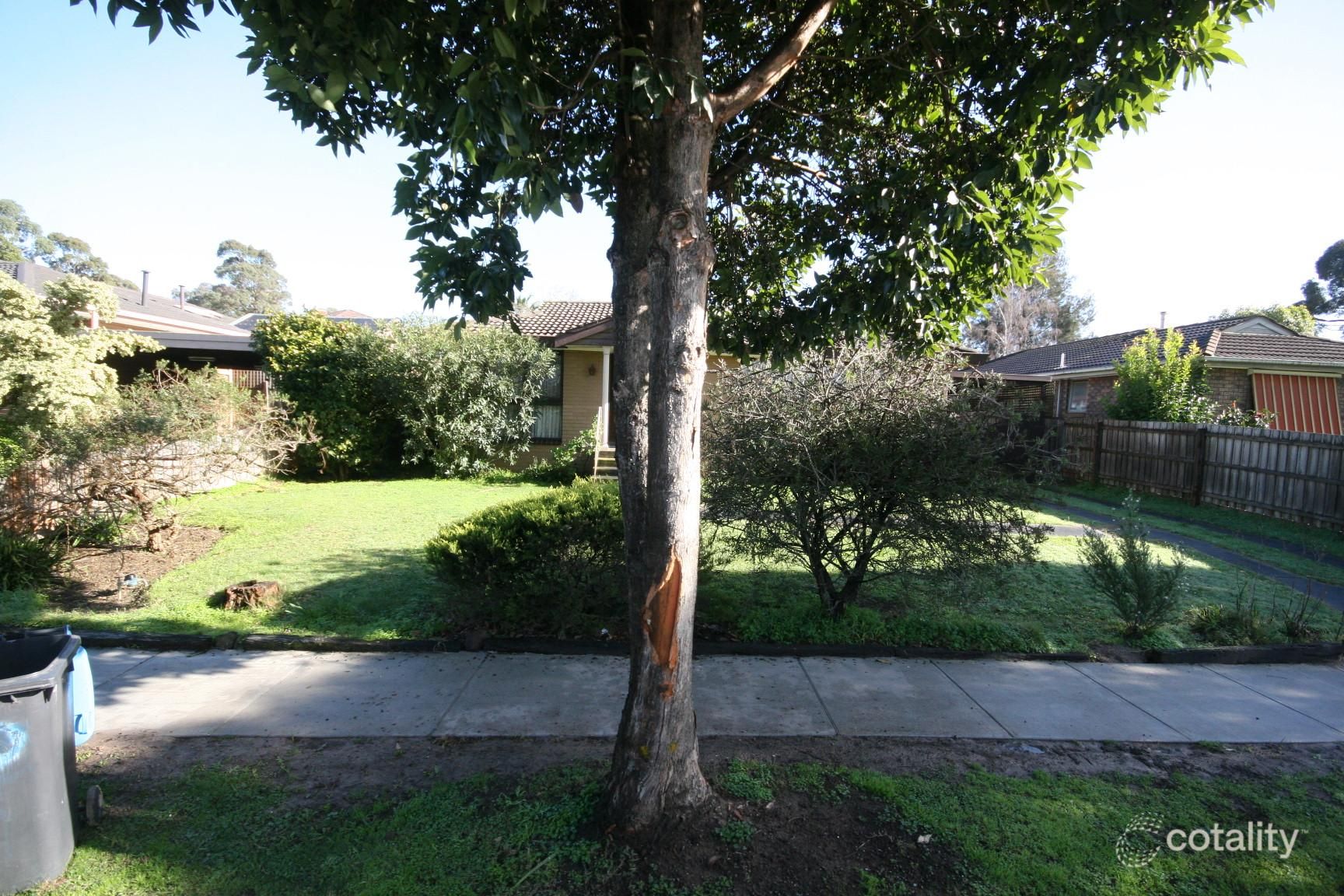 8 Amesbury Ave, Wantirna, VIC 3152