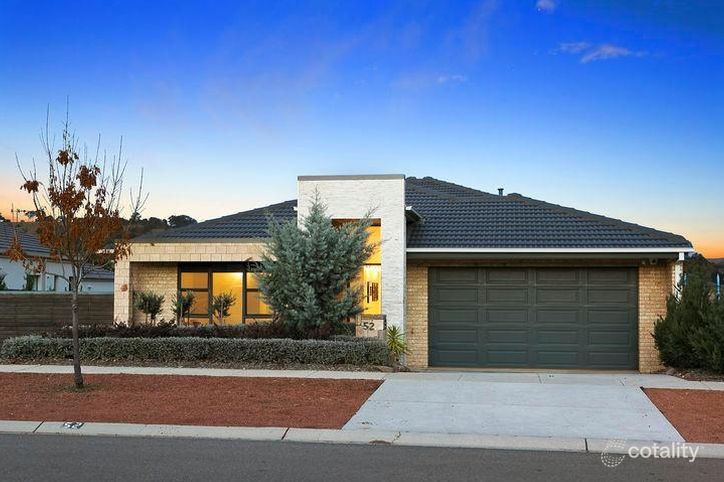 52 Cedar St, Harrison, ACT 2914