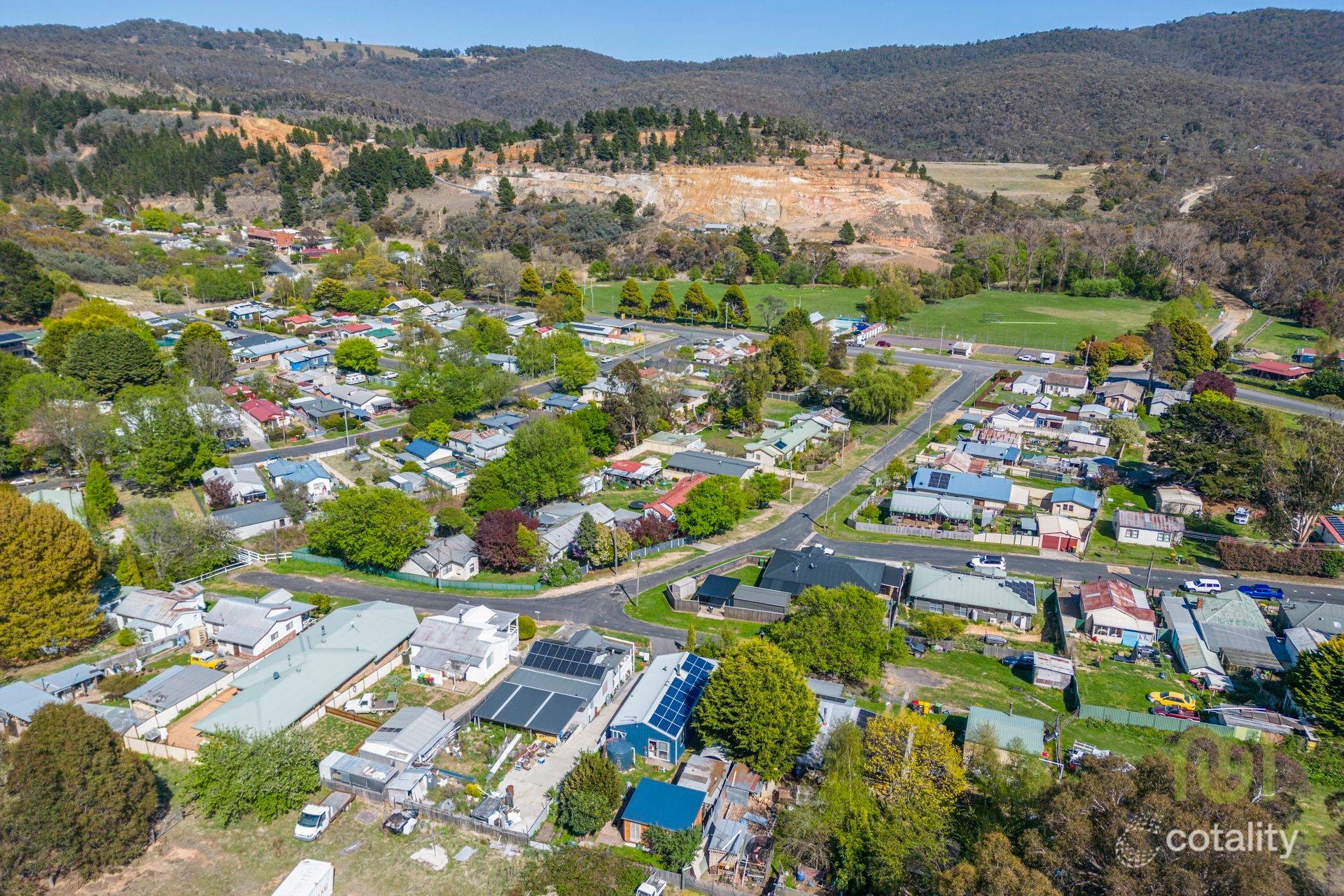 6 Willow Rd, Captains Flat, NSW 2623