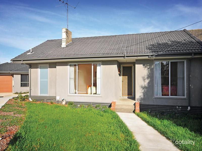 1/4 Walcha Ct, Chadstone, VIC 3148