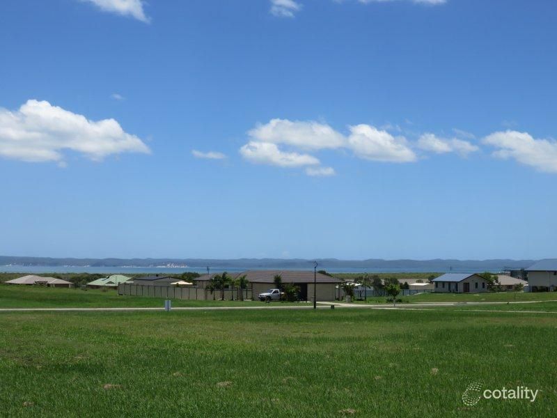 35 Windjammer Cct, River Heads, QLD 4655