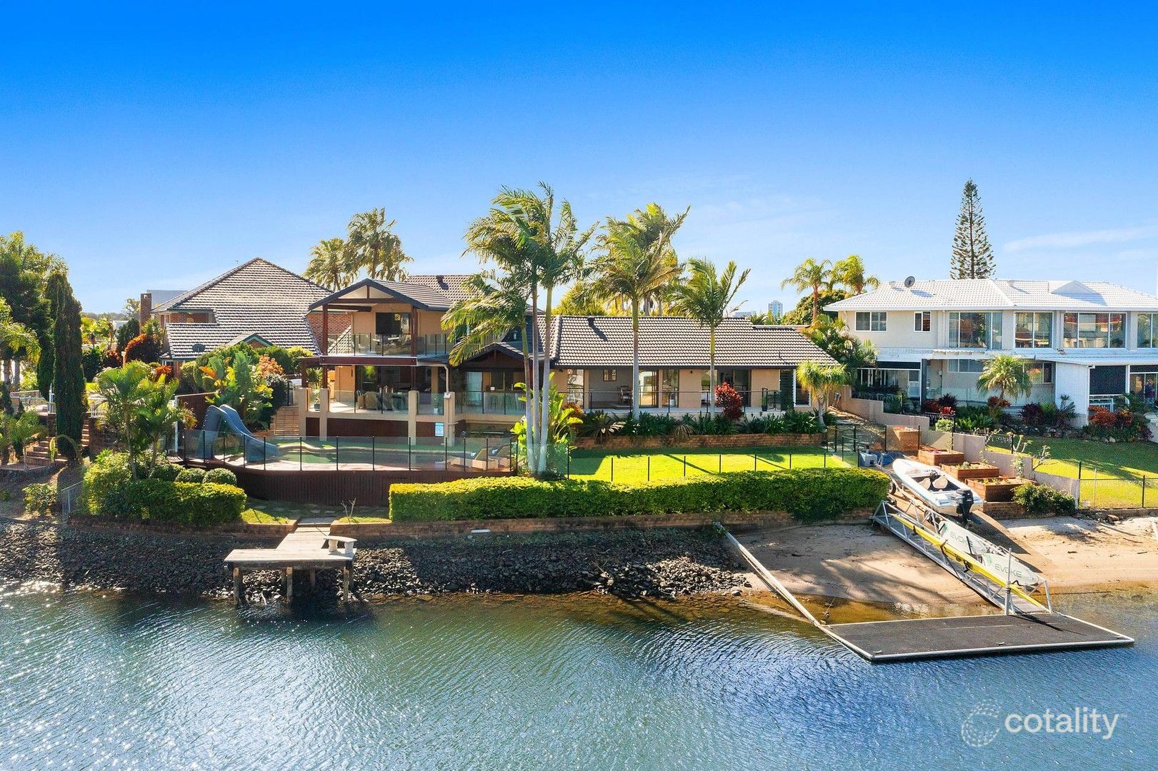 2 Claymore Cres, Bundall, QLD 4217