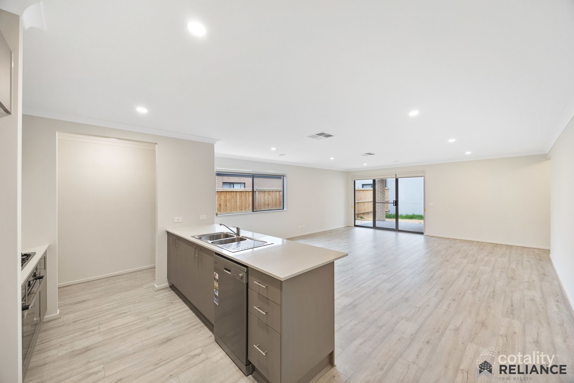 14 Carinya St, Bacchus Marsh, VIC 3340