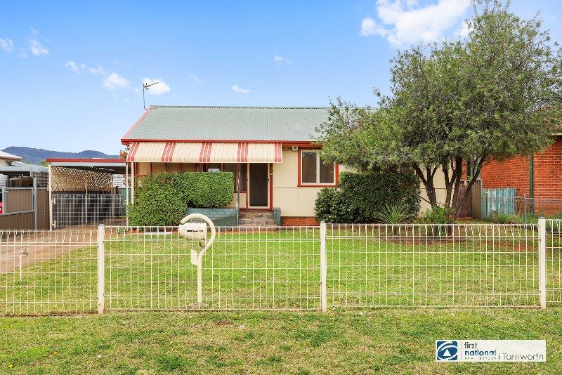 4 Lorraine St, West Tamworth, NSW 2340
