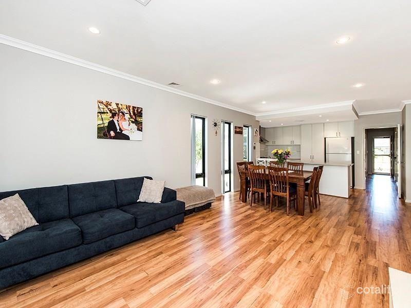24 Haslemere Way, Morley, WA 6062