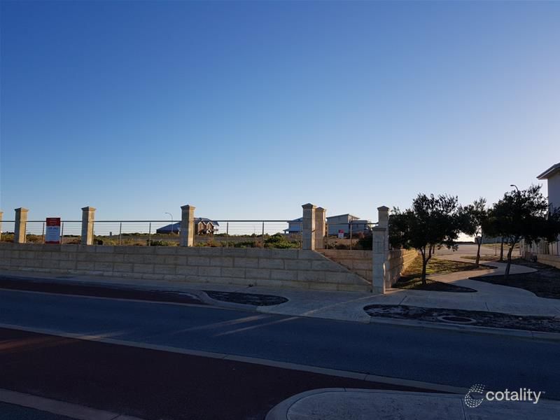 13 Oceanic Way, Jurien Bay, WA 6516