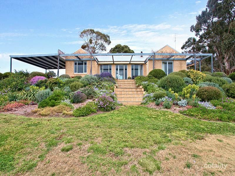 30 Gillentown Rd, Gillentown, SA 5453