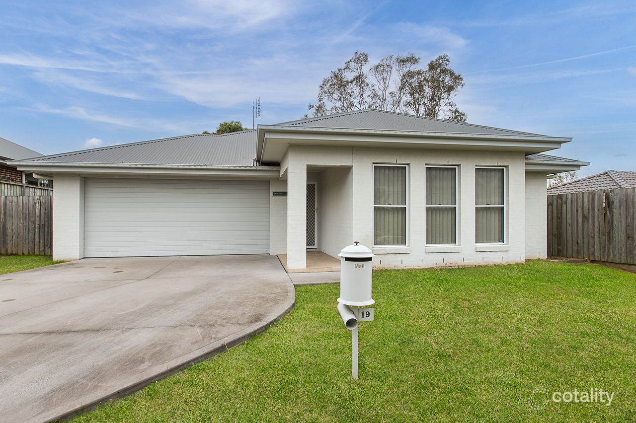 19 Dunnart St, Aberglasslyn, NSW 2320