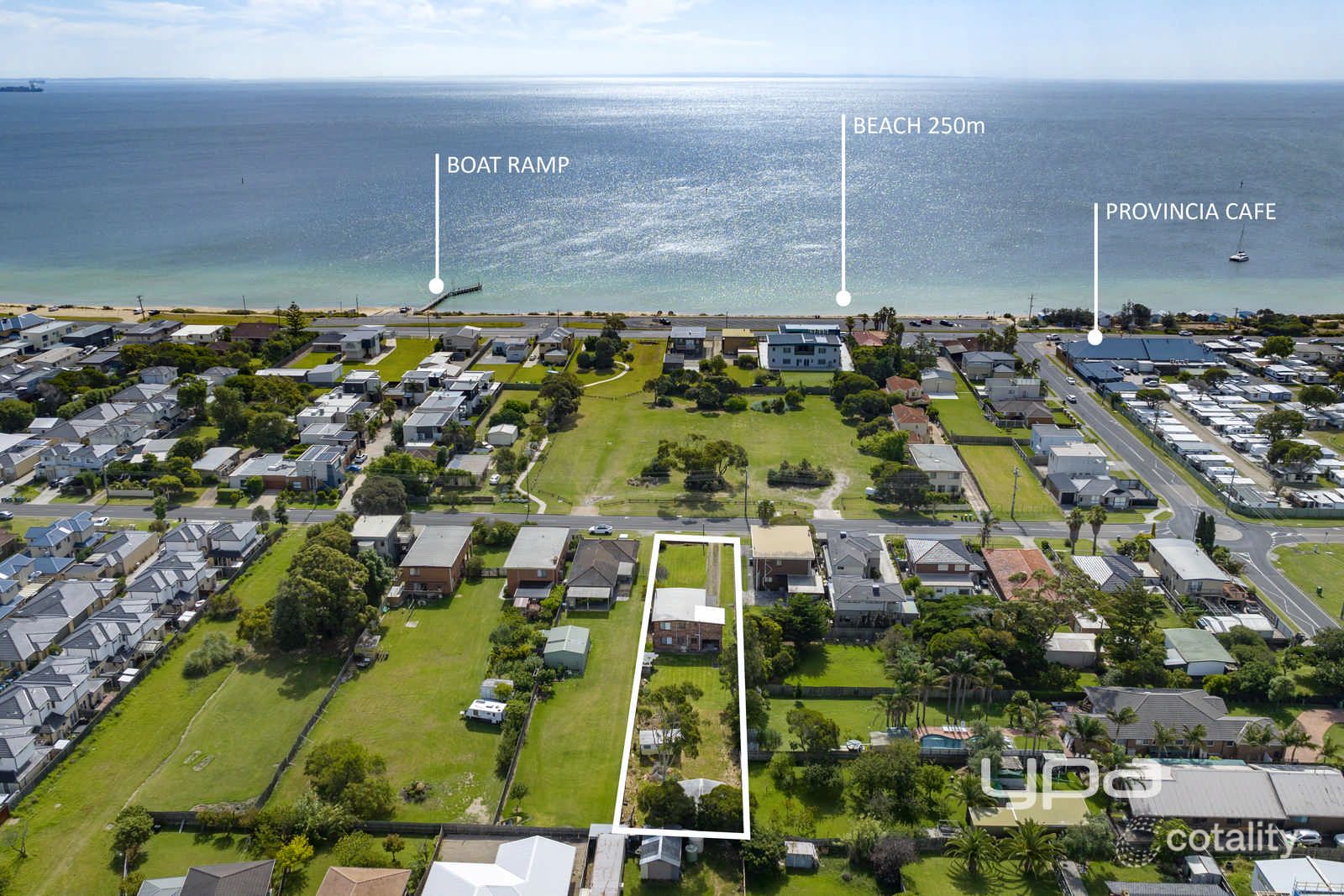 206 Dromana Pde, Safety Beach, VIC 3936