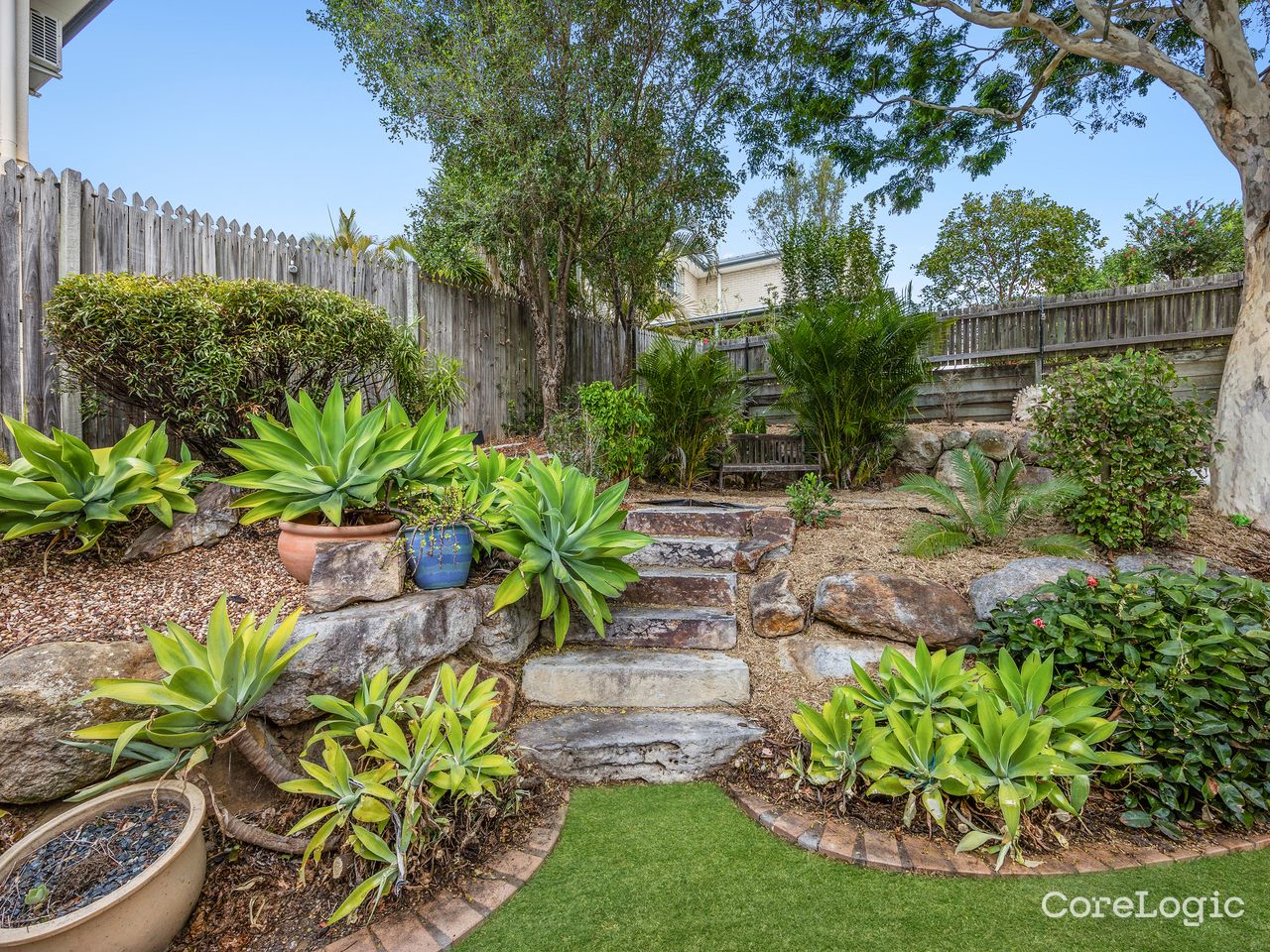 3 Cassinia Pl, Flinders View, QLD 4305