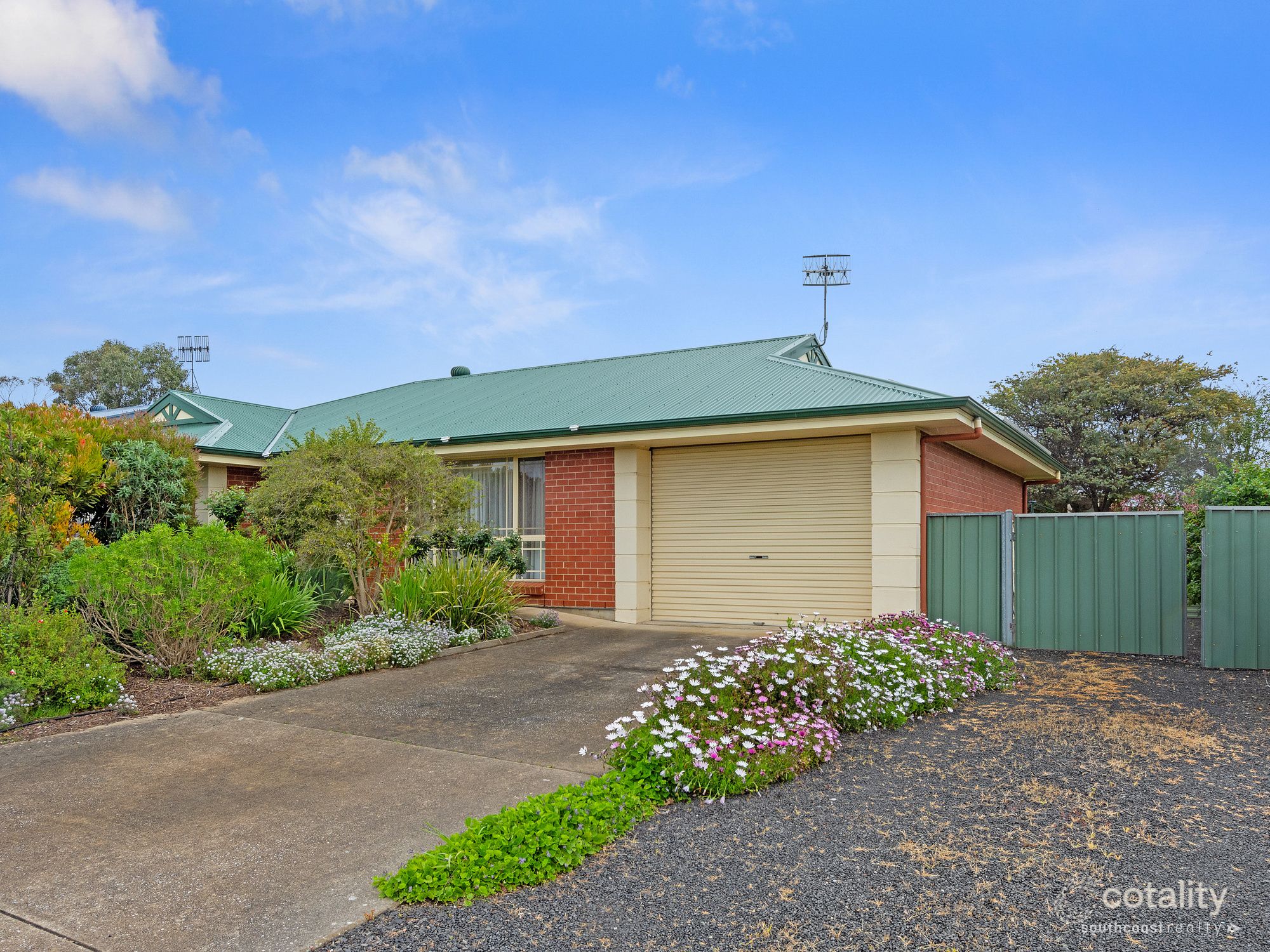 19 Sinclair St, Hayborough, SA 5211