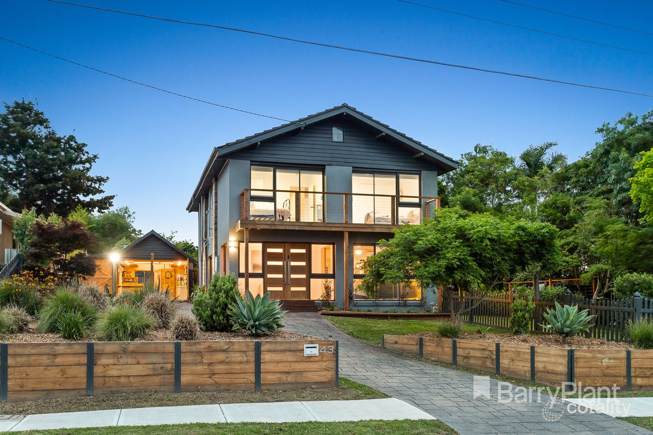 43 Roseman Rd, Chirnside Park, VIC 3116