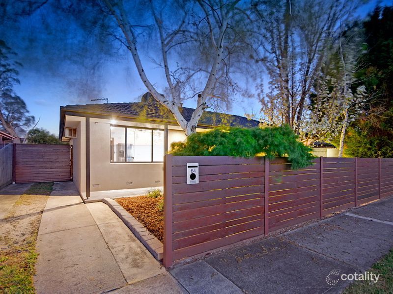 64 Dunsterville Cres, Frankston, VIC 3199