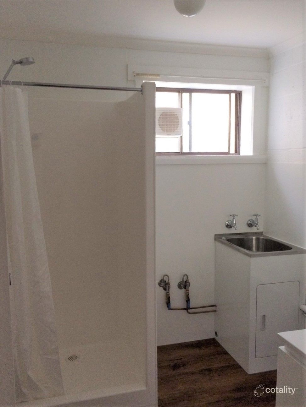 14 Carinya St, Blackmans Bay, TAS 7052