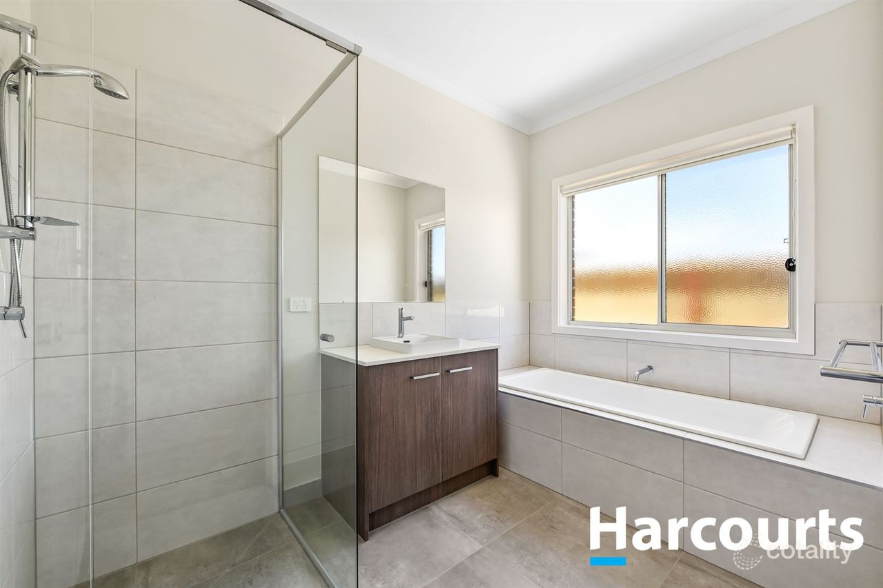 16 Lygon Ave, Clyde, VIC 3978