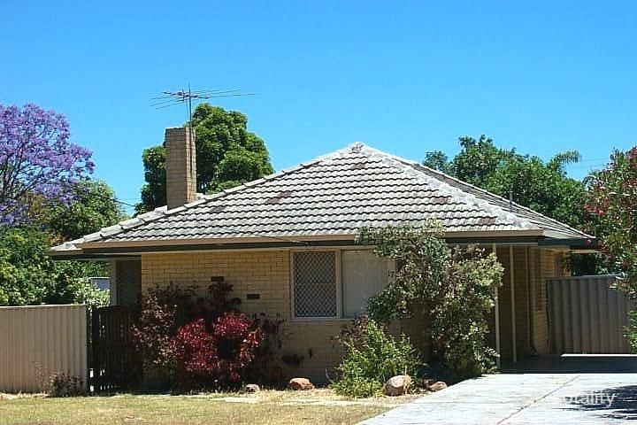 17 Newbury St, Balga, WA 6061