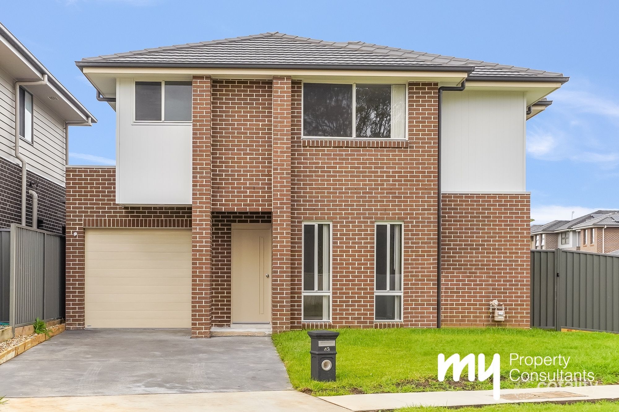 43 Pioneer St, Gregory Hills, NSW 2557