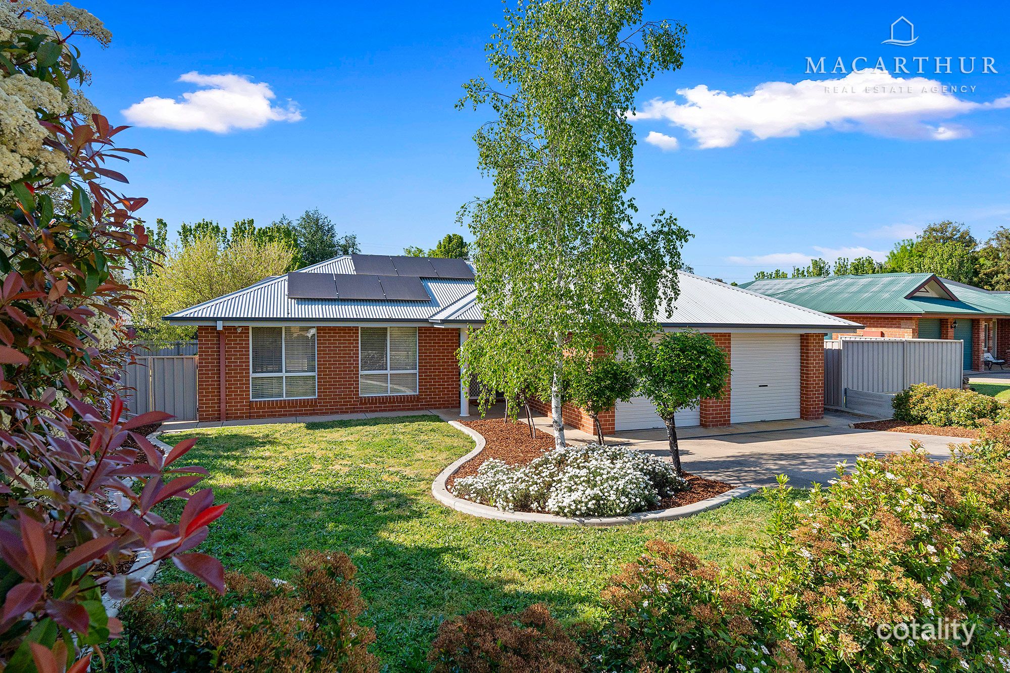 13 Fitzroy St, Tatton, NSW 2650