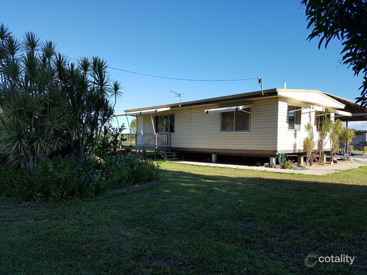 156 Field Rd, Woodstock, QLD 4816