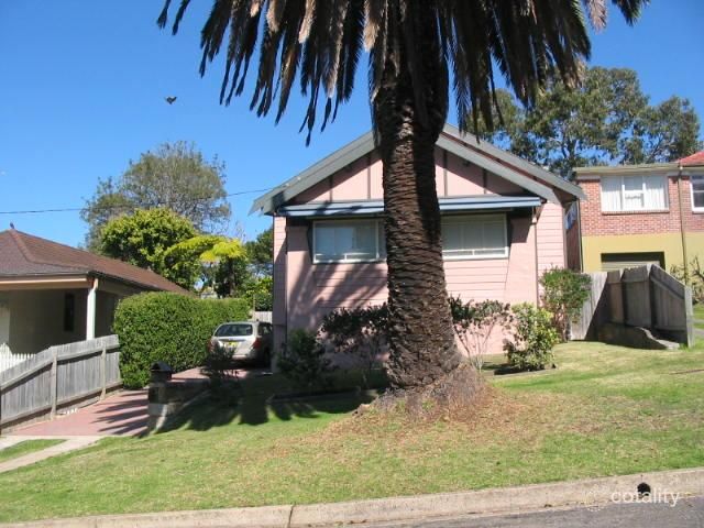 9 Macmillan St, Seaforth, NSW 2092