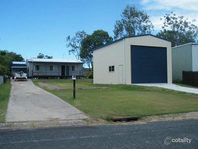 7 Murphy St, Seaforth, QLD 4741