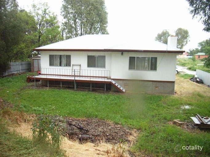 8b Stock St, Darlington Point, NSW 2706