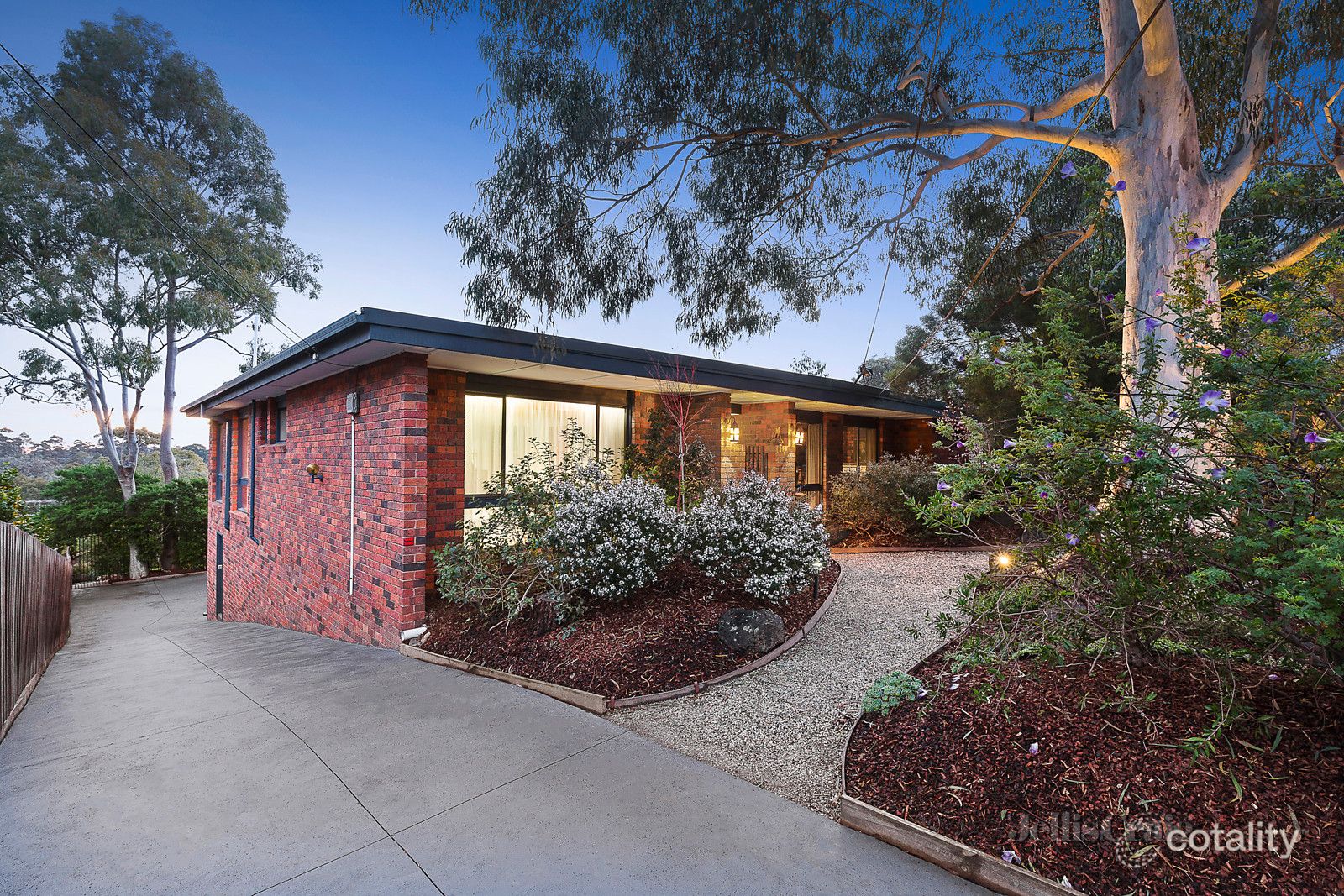 53 Malabar Cres, Eltham, VIC 3095