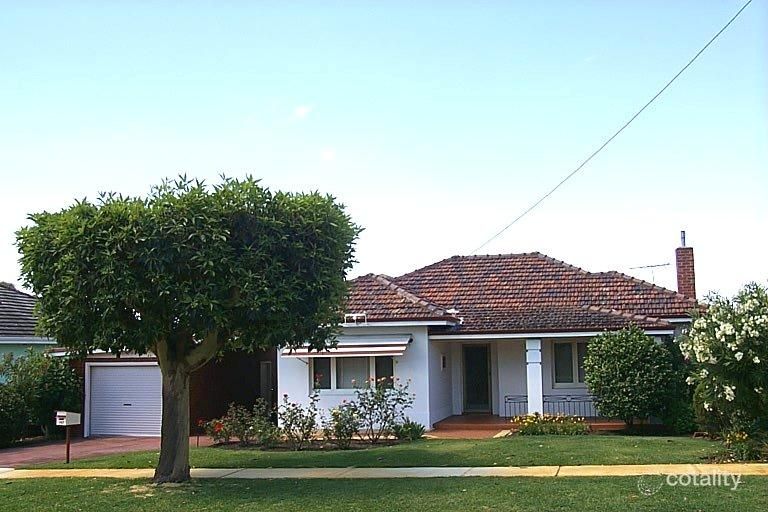 142 The Strand, Bedford, WA 6052