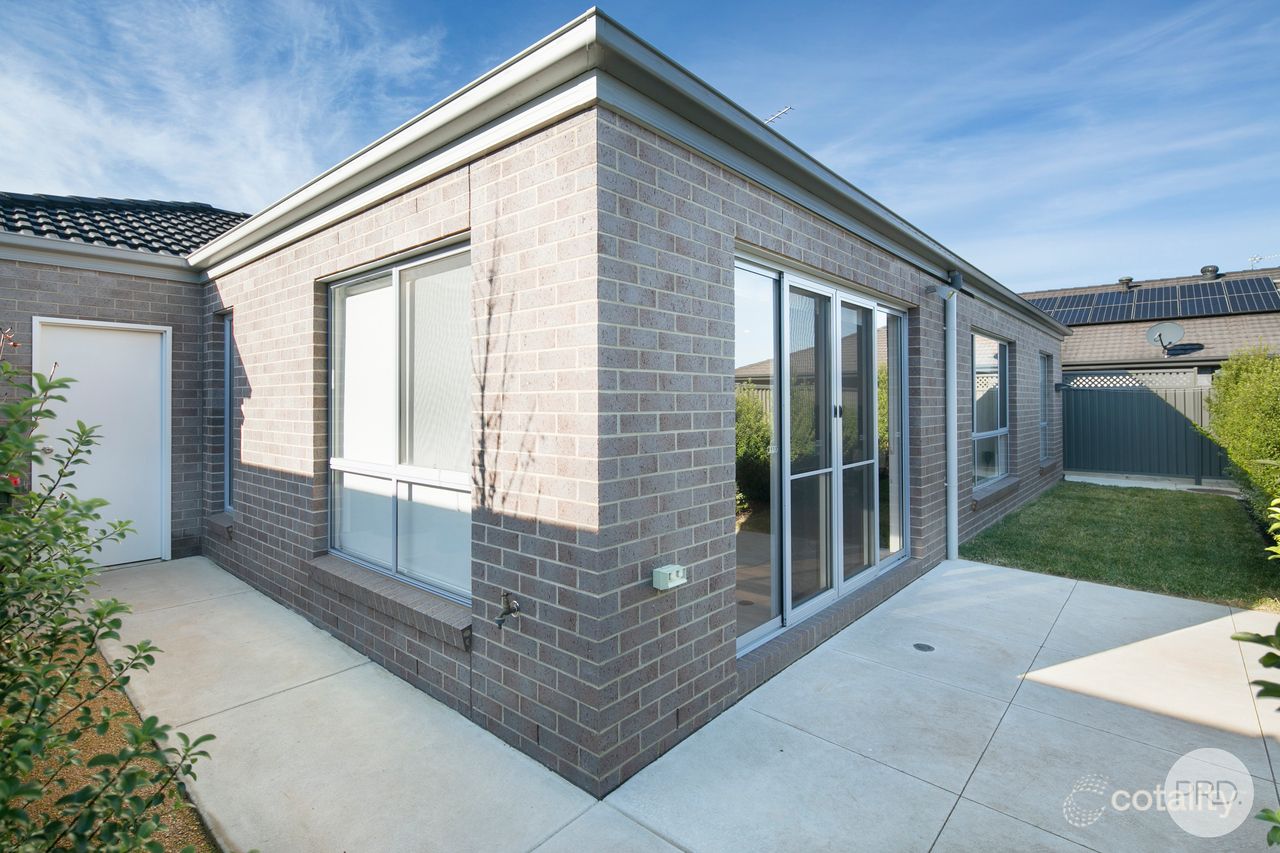 4 Rawlings St, Lucas, VIC 3350
