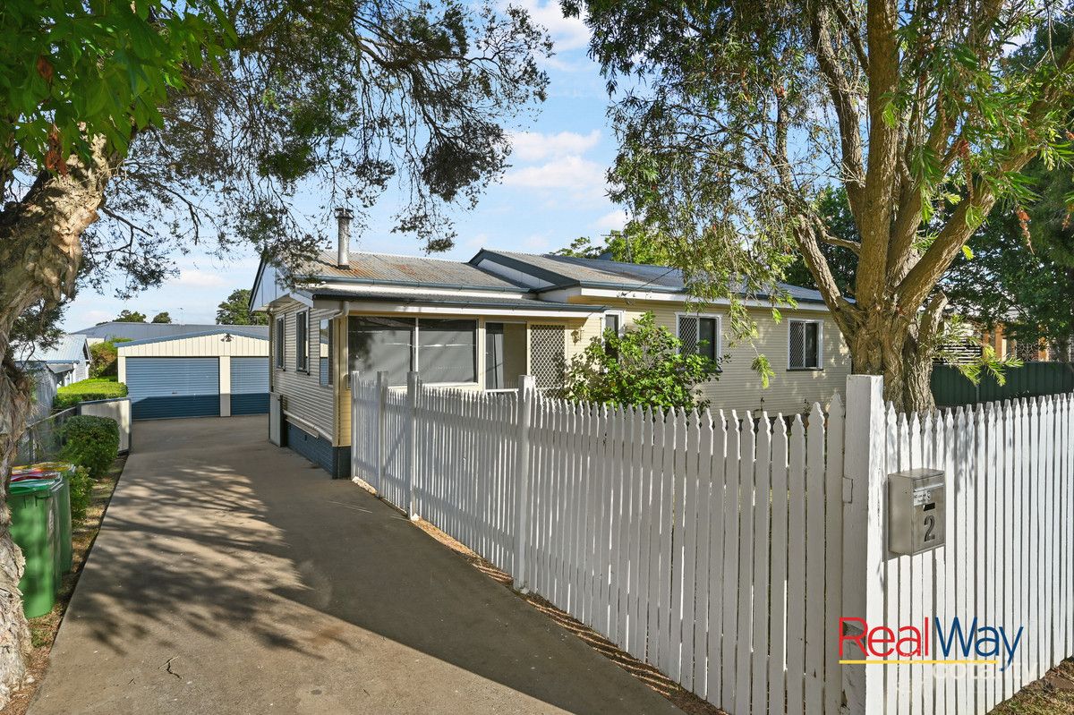 2 Leawarra St, Wilsonton, QLD 4350