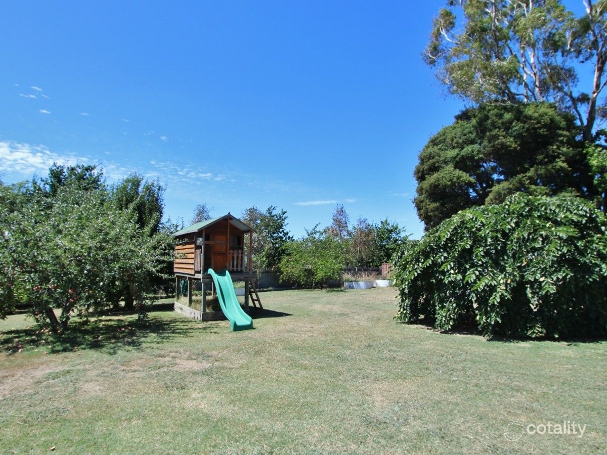65 Monkey Gully Rd, Mansfield, VIC 3722