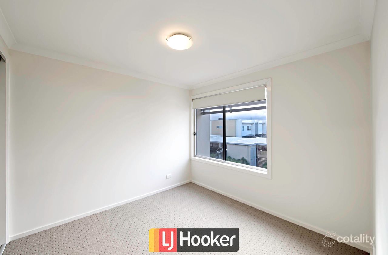 61 Stowport Ave, Crace, ACT 2911